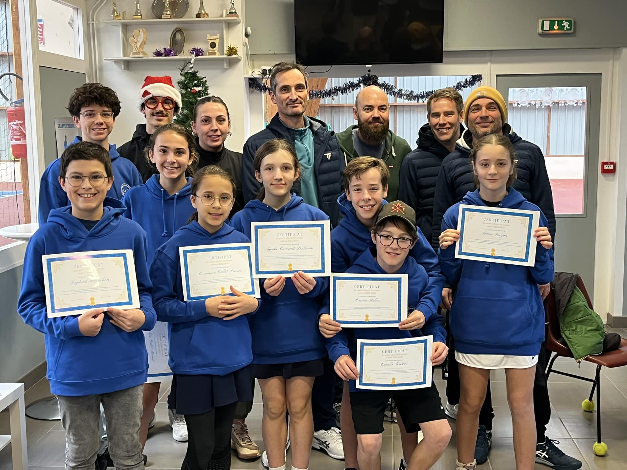 Jeunes et encadrement au Tennis Club de Plérin